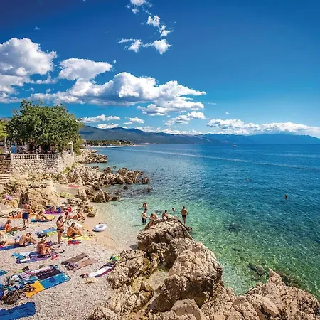 4 Bedroom Lovely Home In Bribir Vikendica