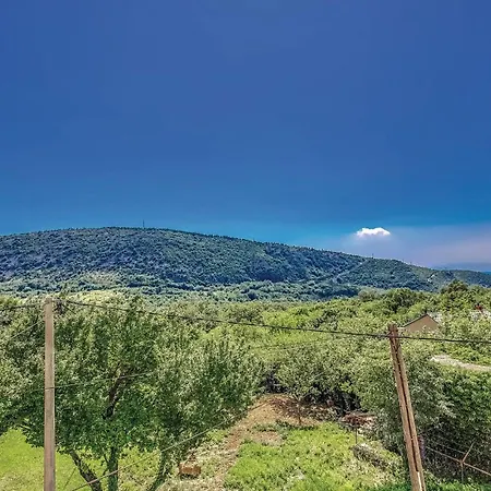 4 Bedroom Lovely Home In Bribir Prázdninový dům *