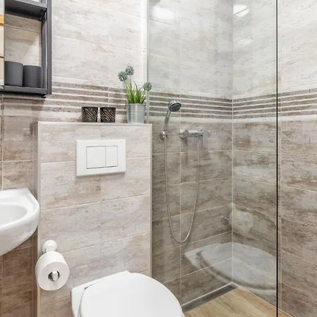 Nyaraló 4 Bedroom Lovely Home In Bribir *