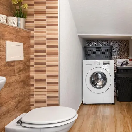 度假居 Beautiful Home In Bribir With Sauna 布里比尔