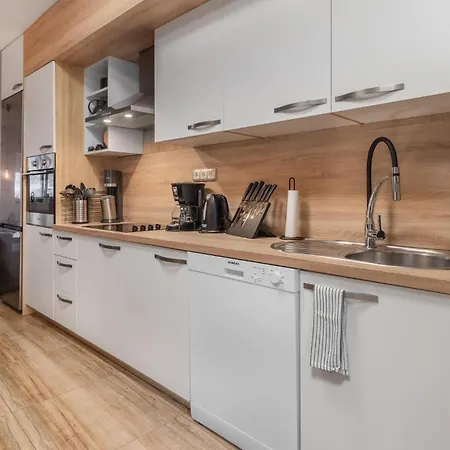 Beautiful Home In Bribir With Sauna 布里比尔