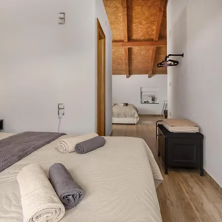 Beautiful Home In Bribir With Sauna 布里比尔