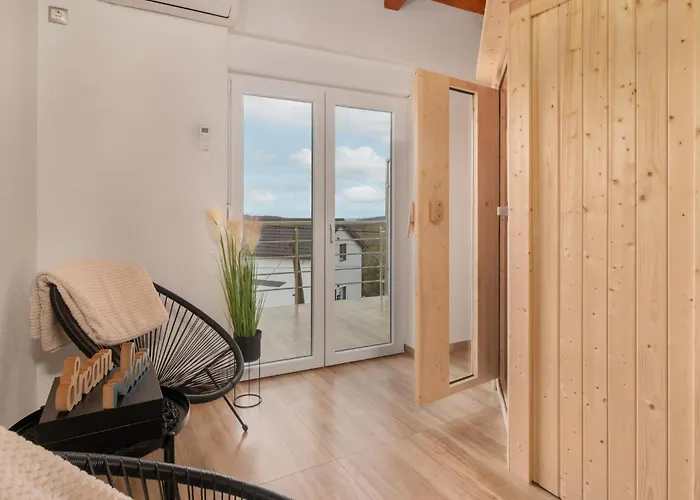 4 Bedroom Lovely Home In Bribir